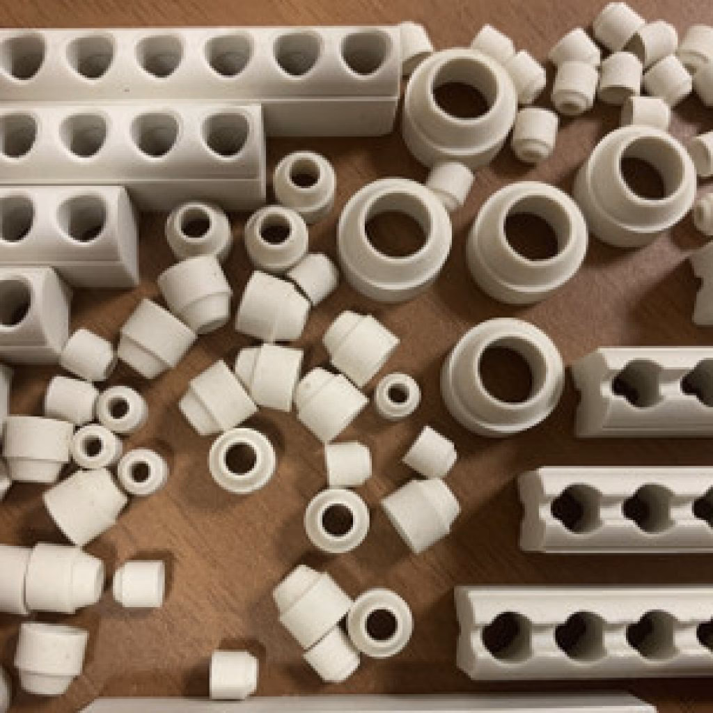 Czy ceramika jest odporna na działanie prądu elektrycznego?