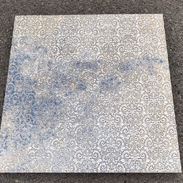 Jaka jest grubość płytki ceramicznej z klejem?