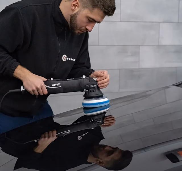 Czy trzeba polerować auto przed ceramiką?