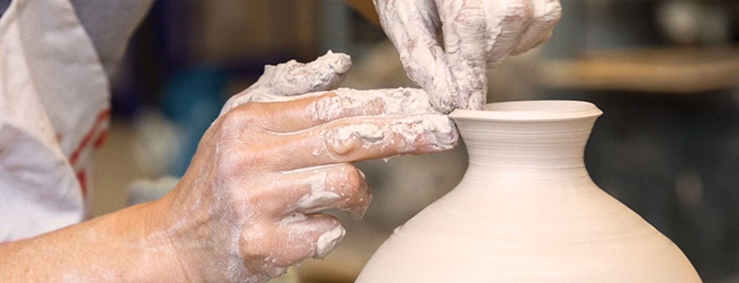 Czy można pić z nieszkliwionej ceramiki?