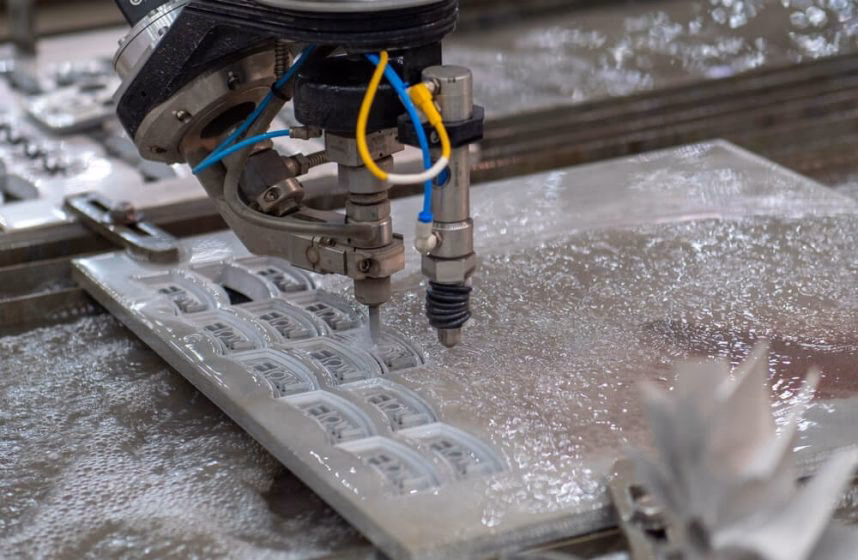 Na czym polega ciecie CNC?