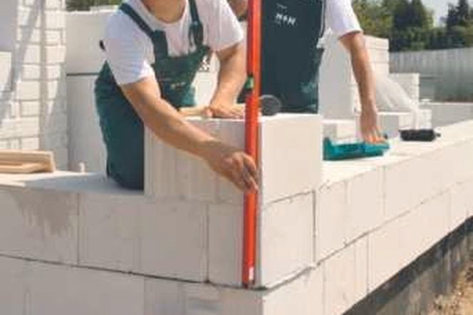 Czym łączyć beton komórkowy?