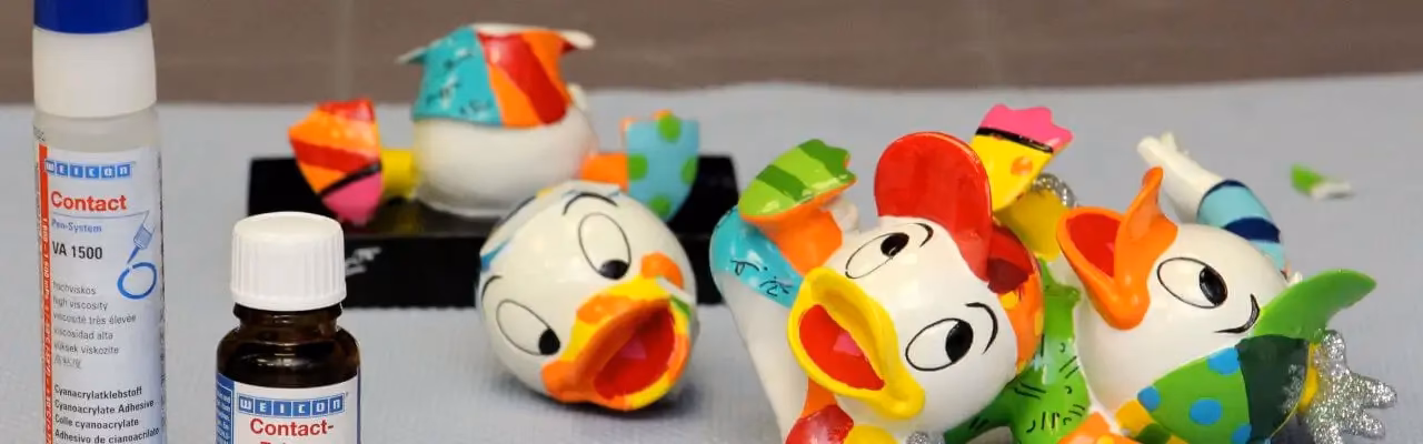 Czy kropelka klei ceramikę?