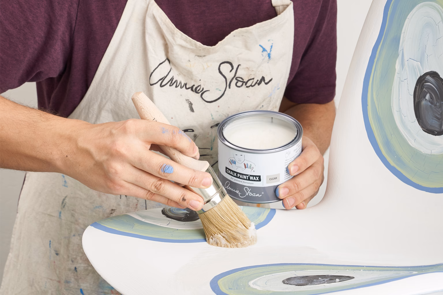 Jak usunąć farbę z płytek ceramicznych?