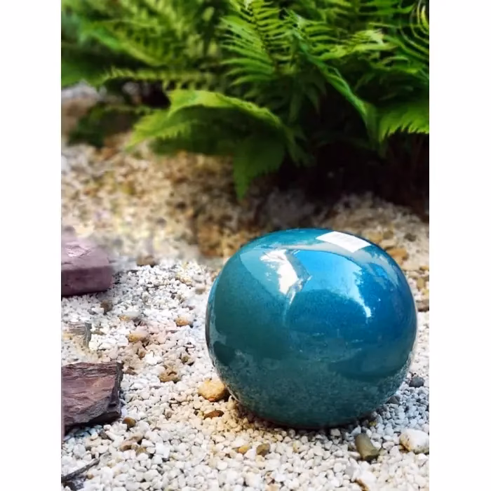 Czym czyścić kule ogrodowe?