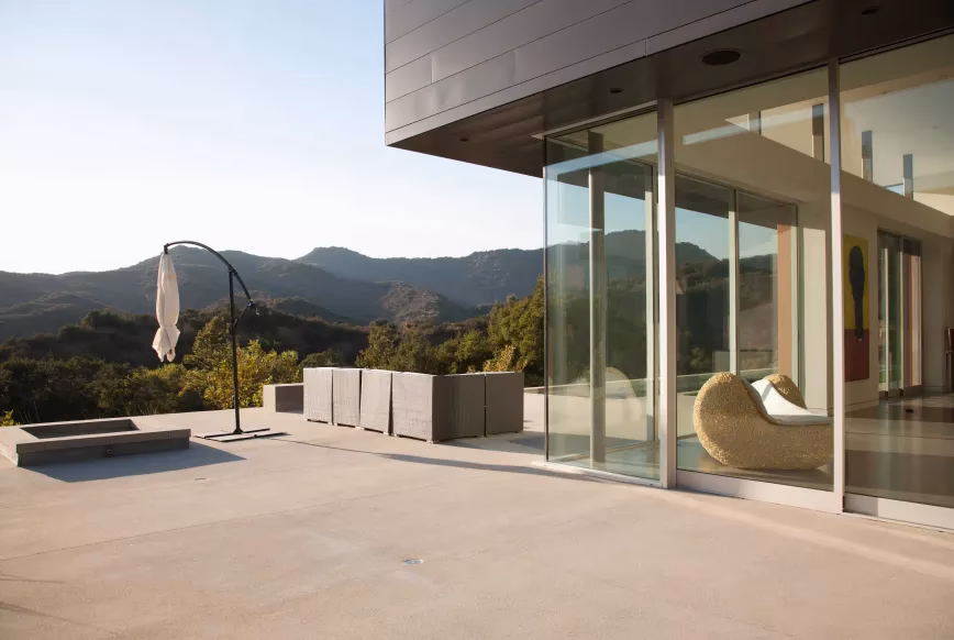 Jaka jest najjaśniejsza folia do przyciemniania szyb?