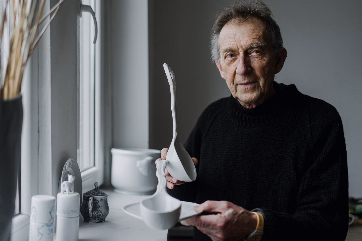 Jak podnieść wartość starej ceramiki?