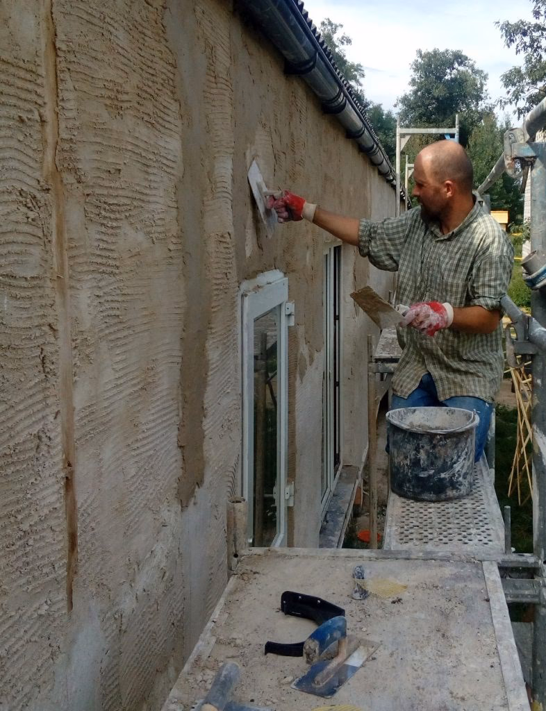 Jaka jest cena domu ze słomy i gliny?