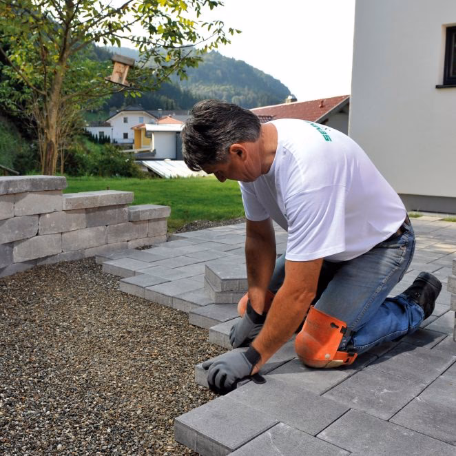 Co można położyć na kostce brukowej?