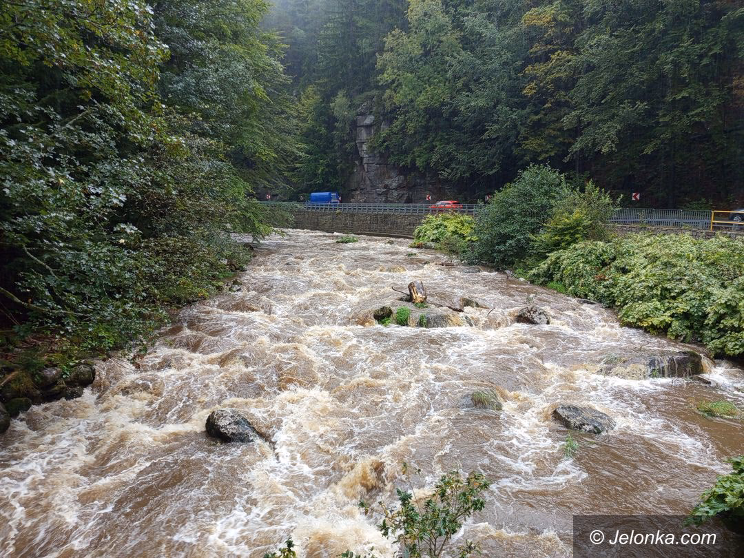 Gdzie ma początek rzeka Kamienna?