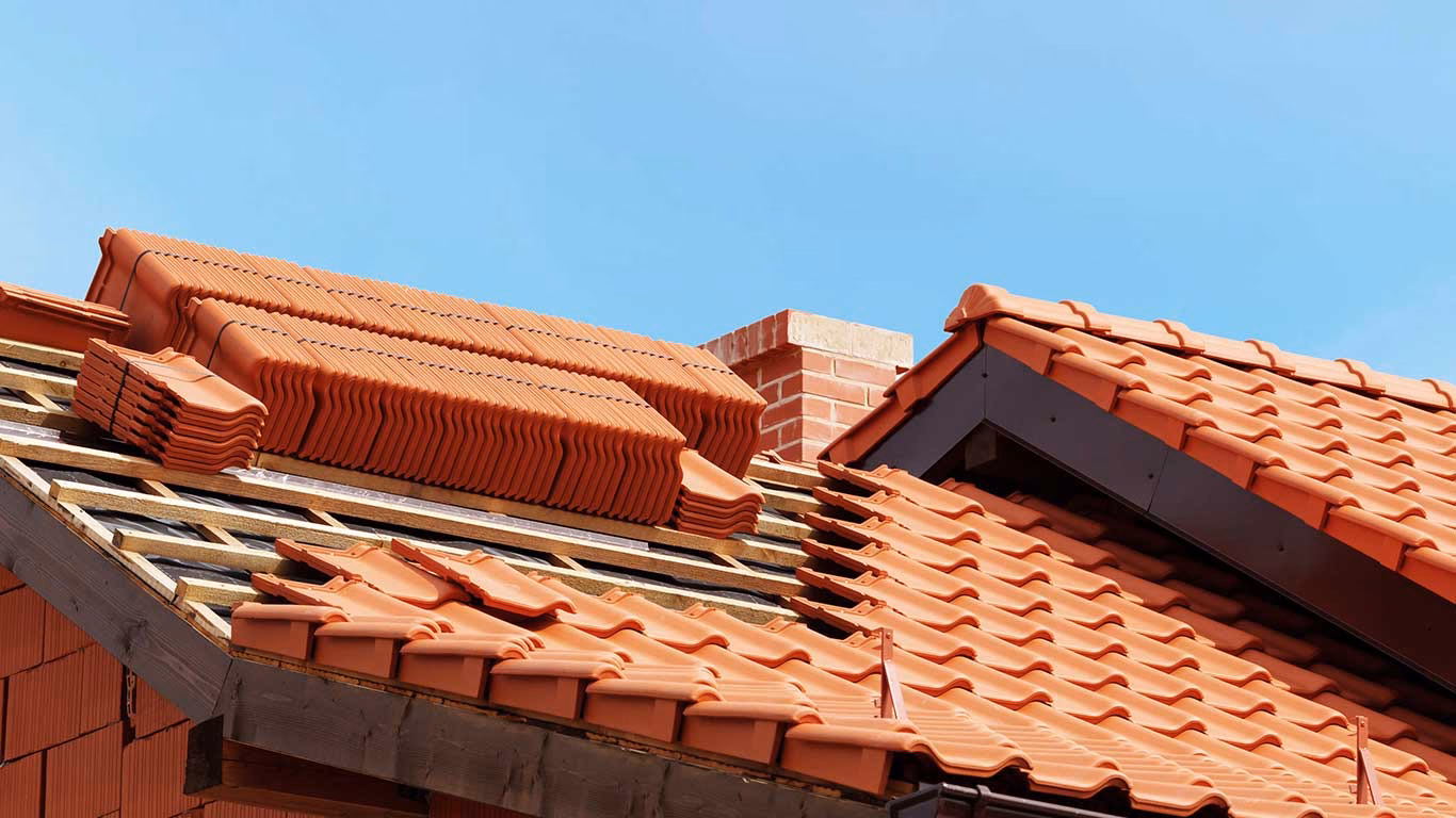 Jaki dach z dachówki jest najtańszy?