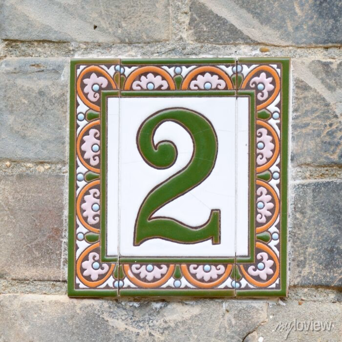 Jakie są wymiary tabliczki z numerem domu?