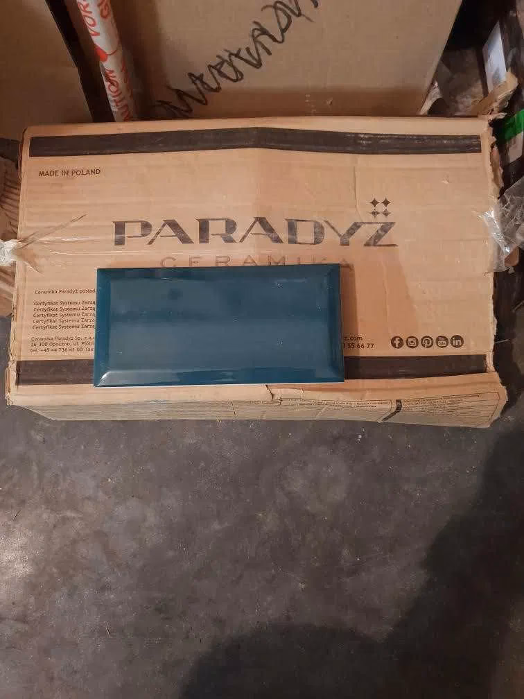 Ile waży opakowanie płytek 120x60?