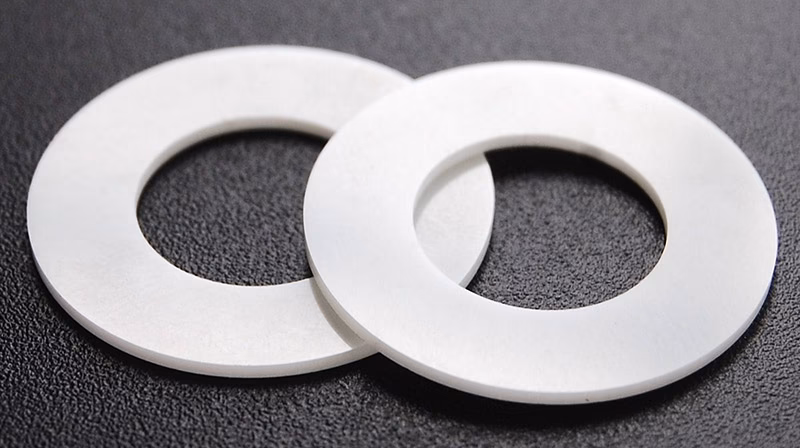 Czy pierścień ceramiczny można łatwo odciąć?