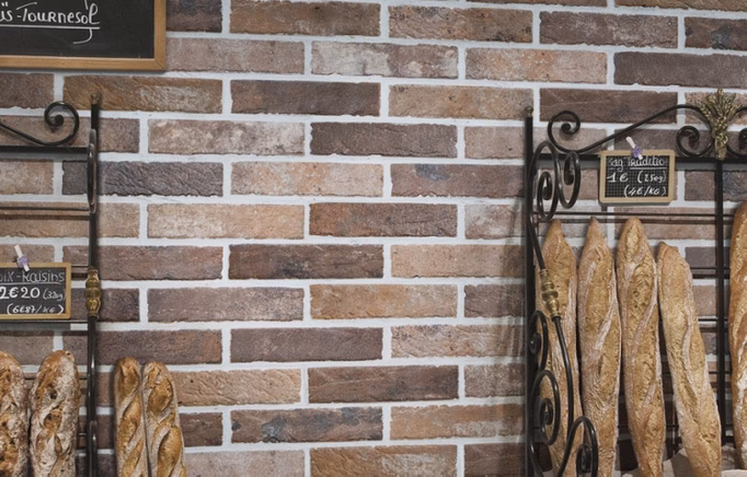 Ile kosztuje położenie imitacji cegły?