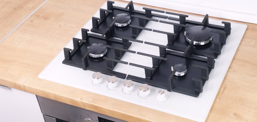 Jakie są najlepsze płyty gazowe na szkle do zabudowy?