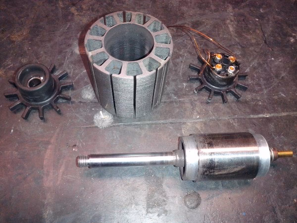 Ile trwa przewijanie silnika elektrycznego?