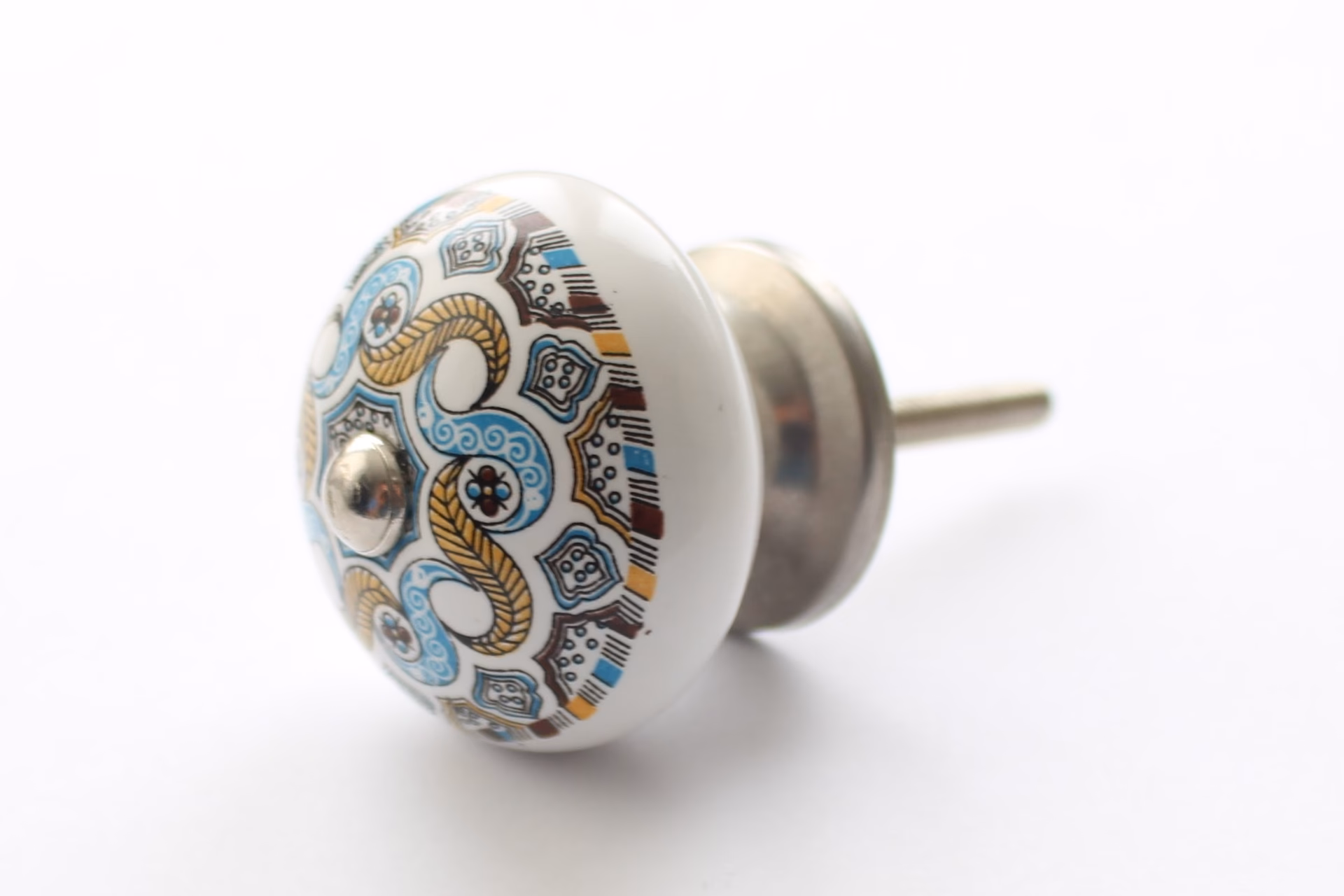 Jakie uchwyty do gładkich frontów kuchennych?