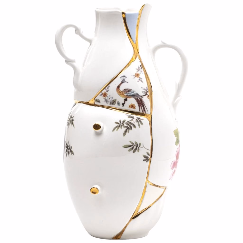 Na czym polega japońska sztuka naprawy ceramiki za pomocą złota?